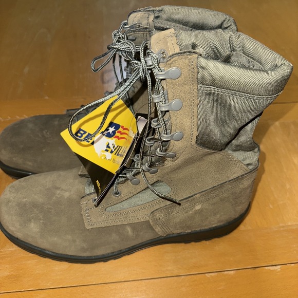 NEW Belleville 600ST Military Combat Boots 12.0 W Brown ASTM F2413-05 Vibram Sol